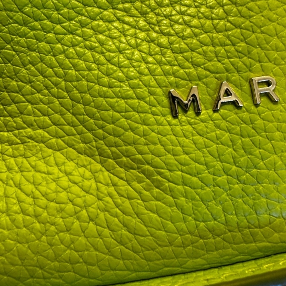 Winner Drawing For NWT Marc Jacobs Lime Green Leather Bucket Bag - Picture 8 of 10